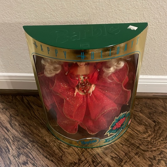 Special edition 1993 Holiday Barbie, new in box - Picture 3 of 6